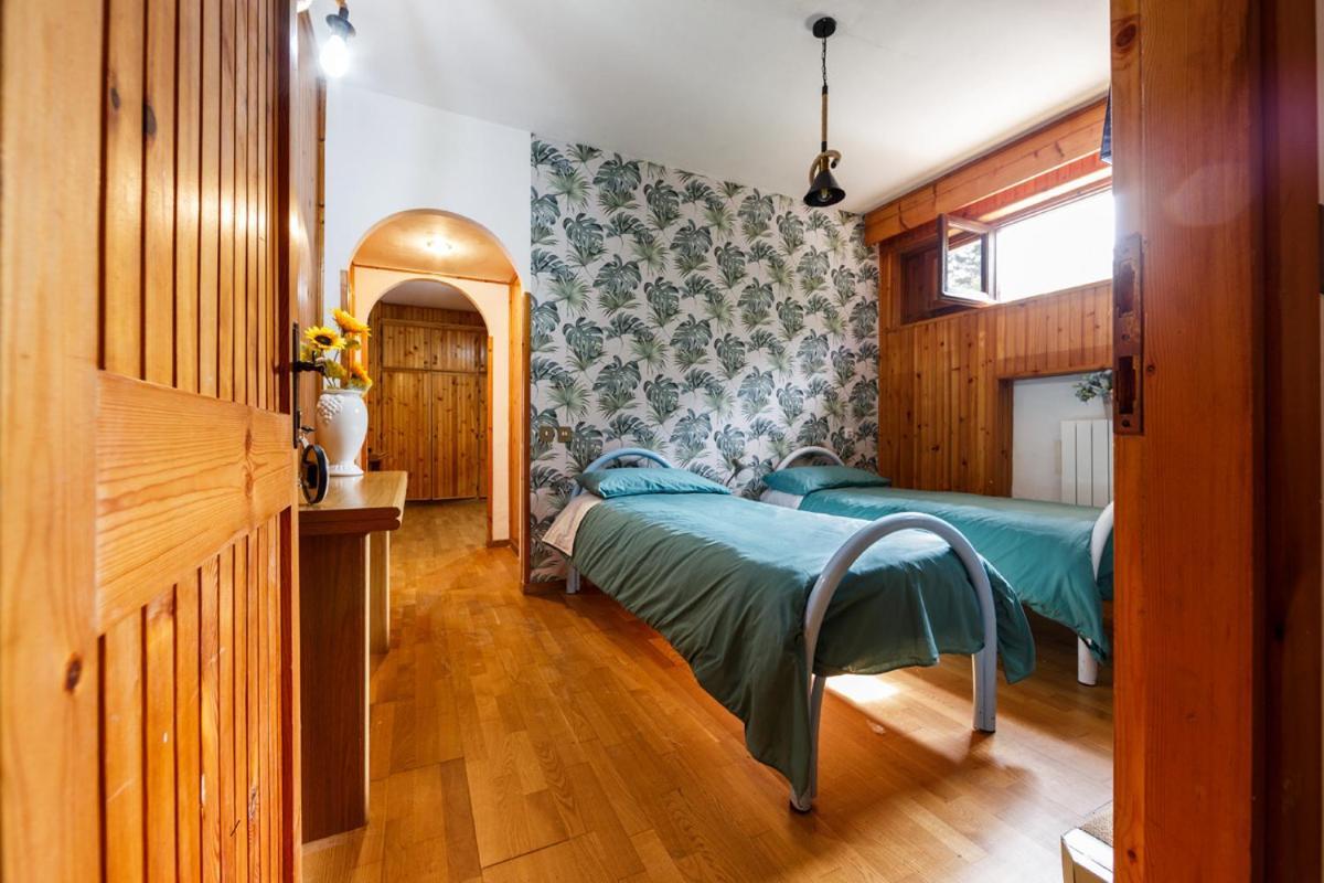 Residence Dei Medici-La Casa Nel Parco Pescasseroli Bagian luar foto