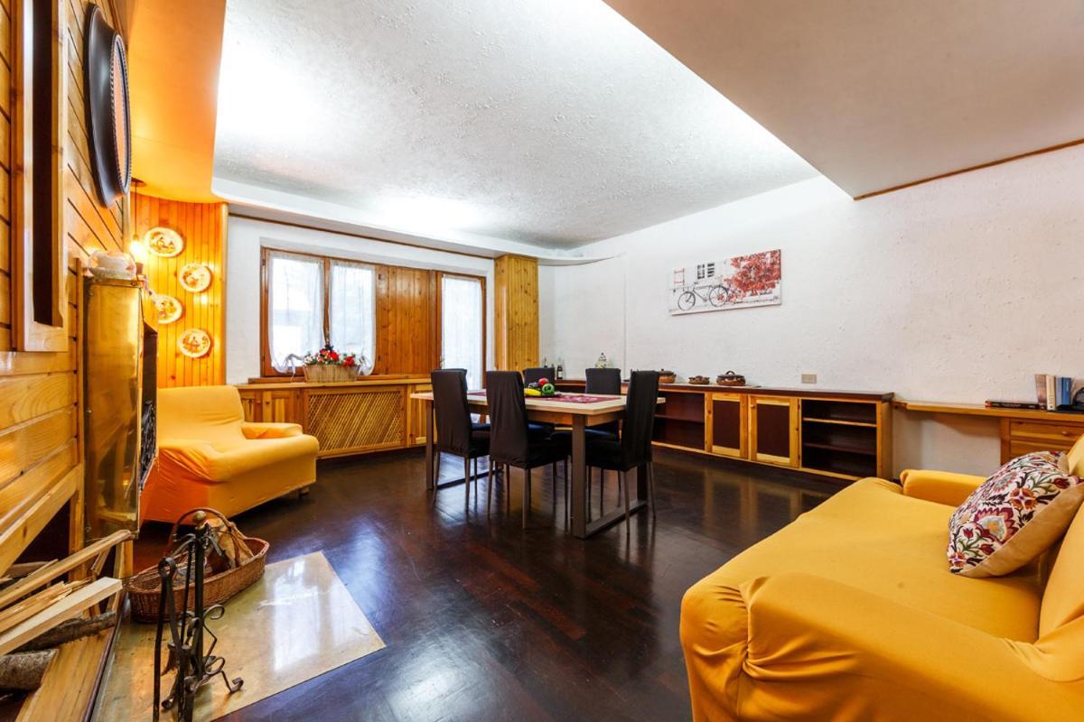 Residence Dei Medici-La Casa Nel Parco Pescasseroli Bagian luar foto