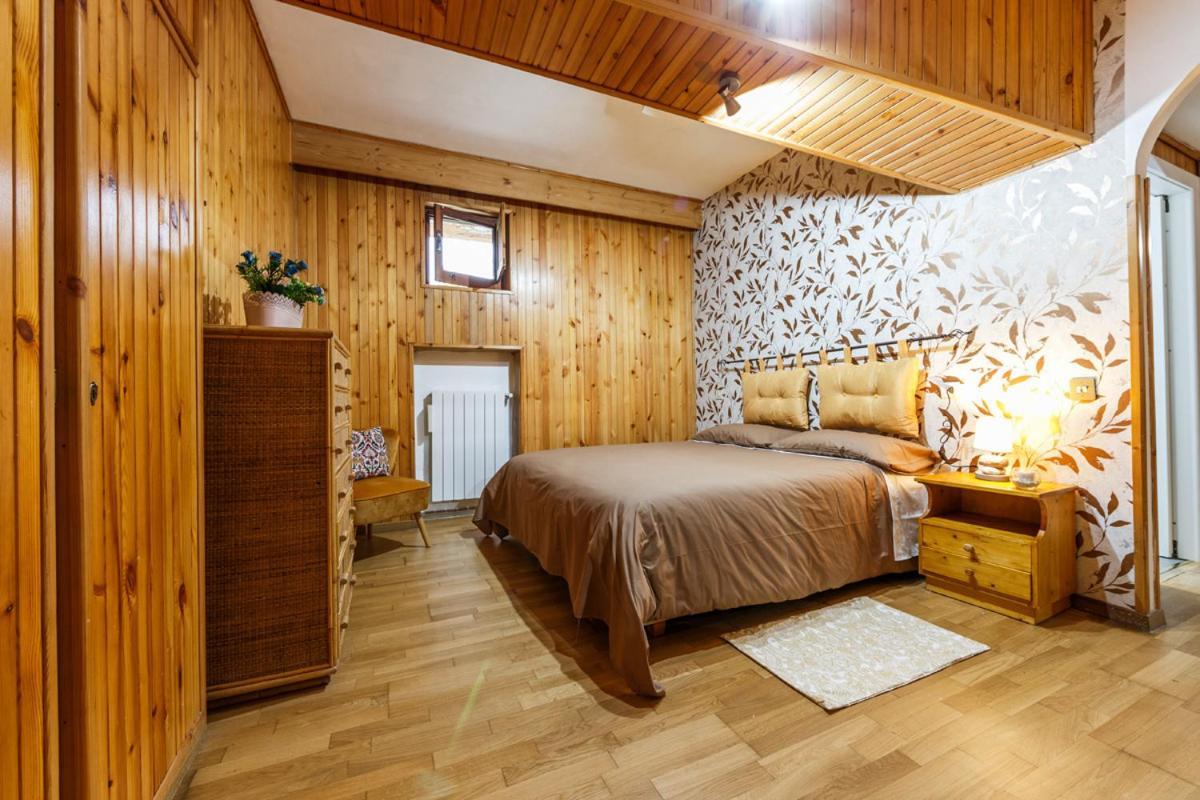Residence Dei Medici-La Casa Nel Parco Pescasseroli Bagian luar foto